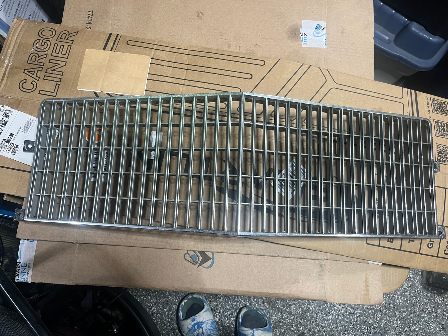 1980-1988 Cadillac Fleetwood Brougham Front GRILL