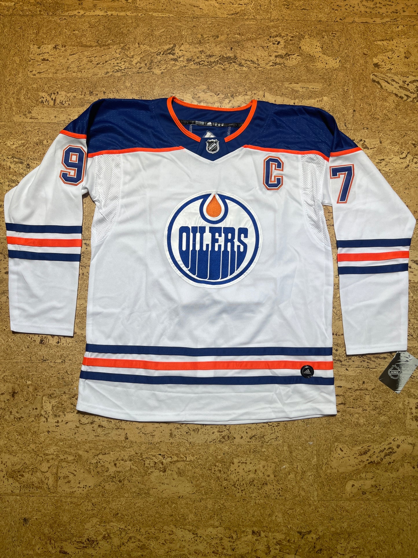 Connor McDavid blanc