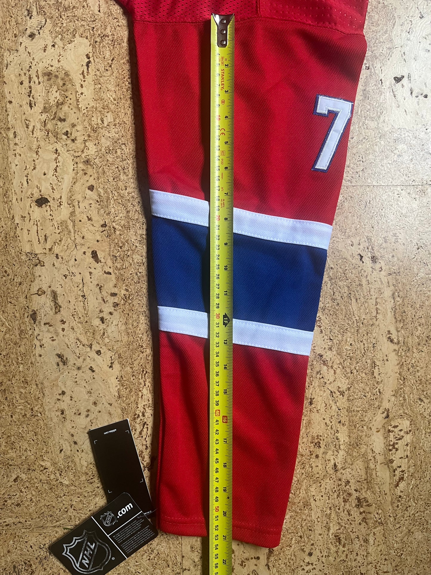 Nick Suzuki red