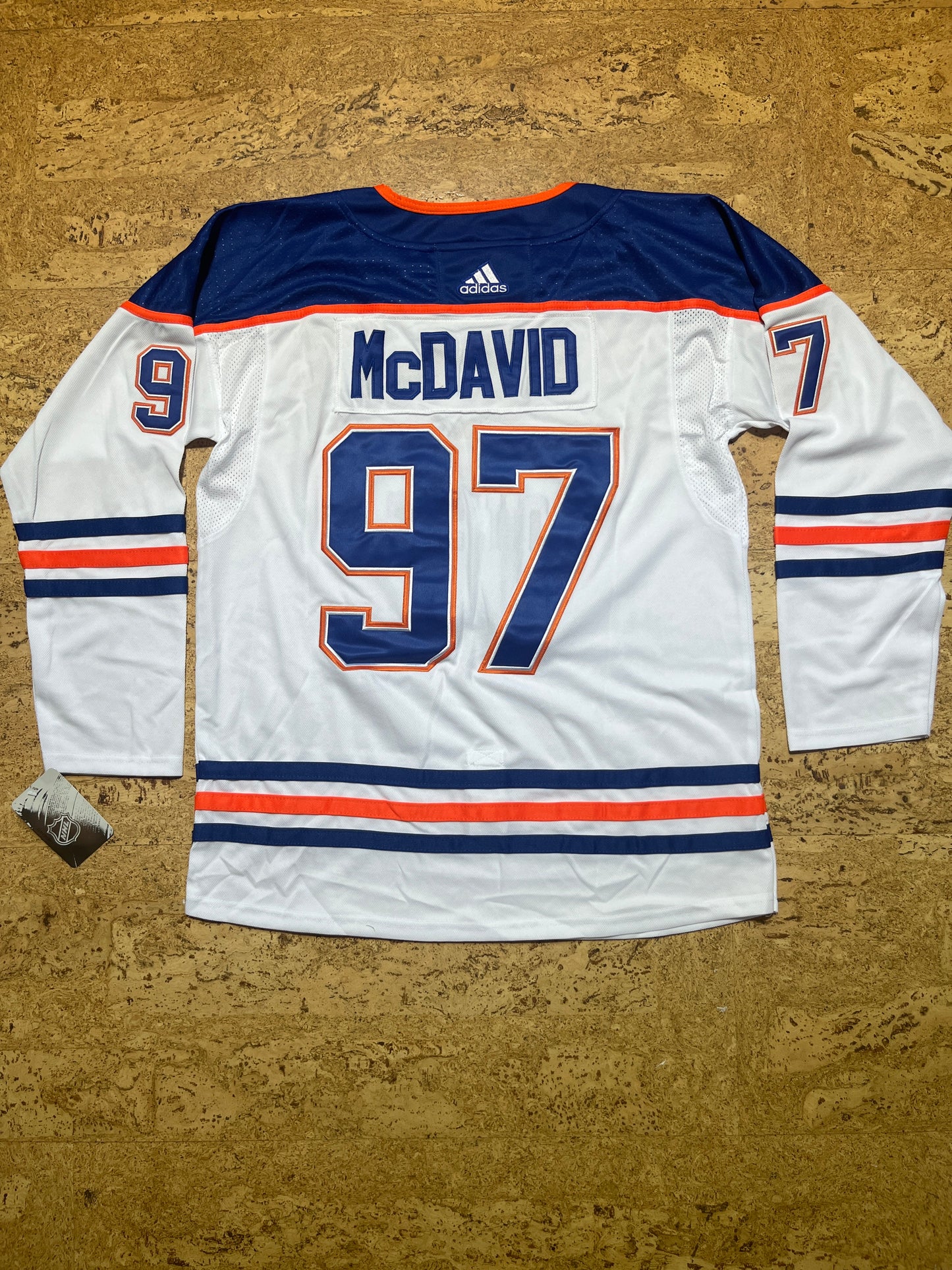Connor McDavid blanc