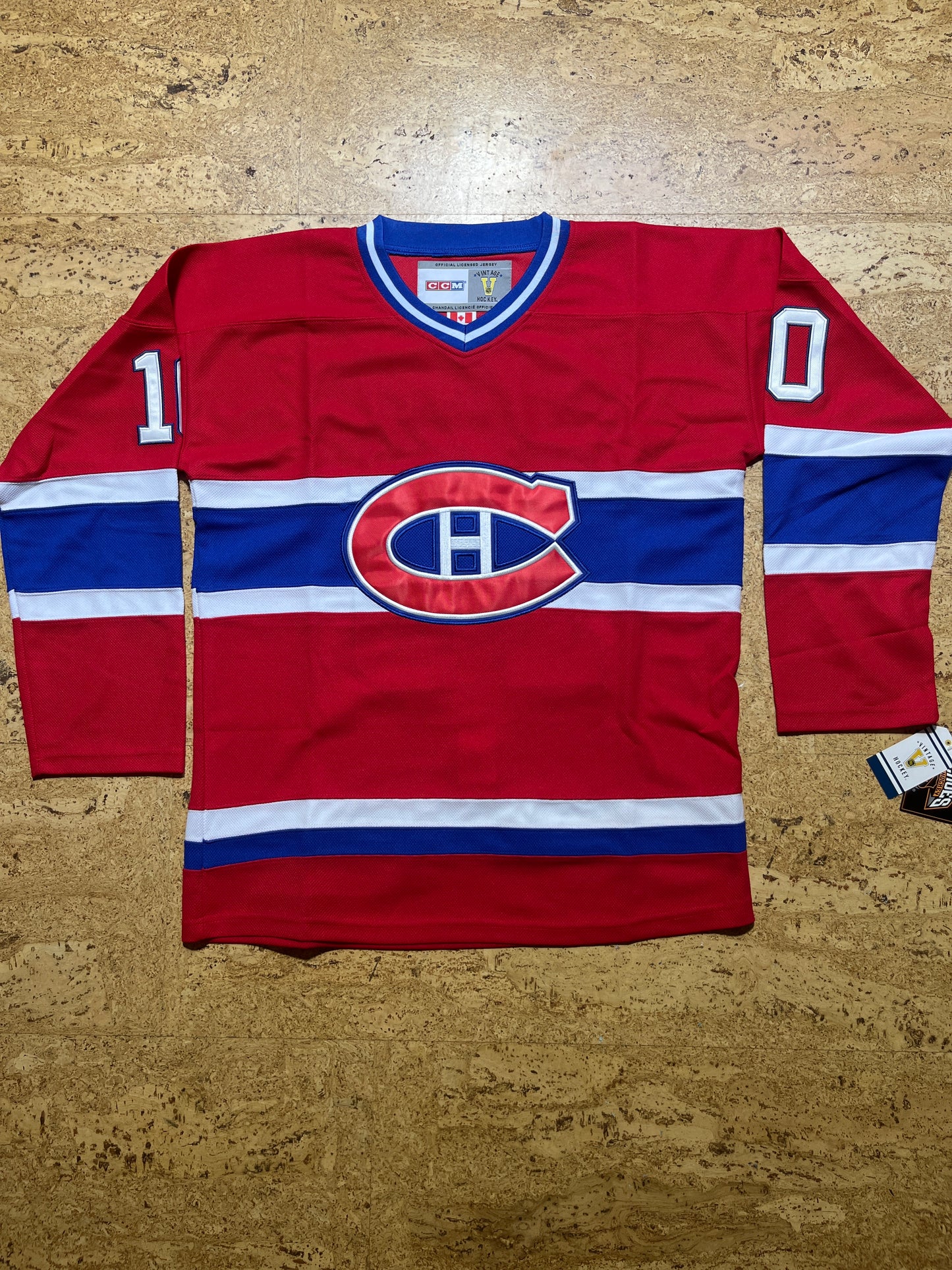 Guy Lafleur red