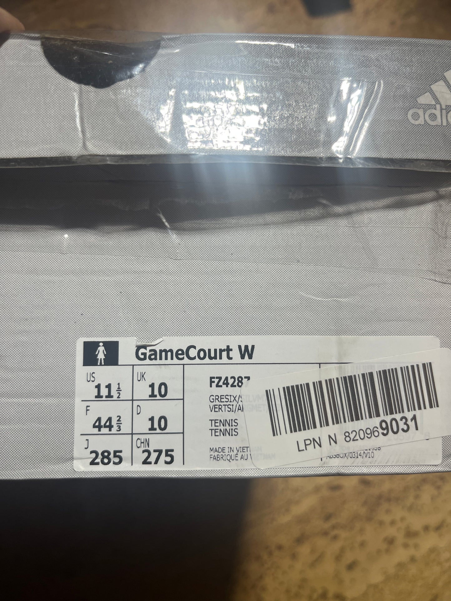 Game court W Gris