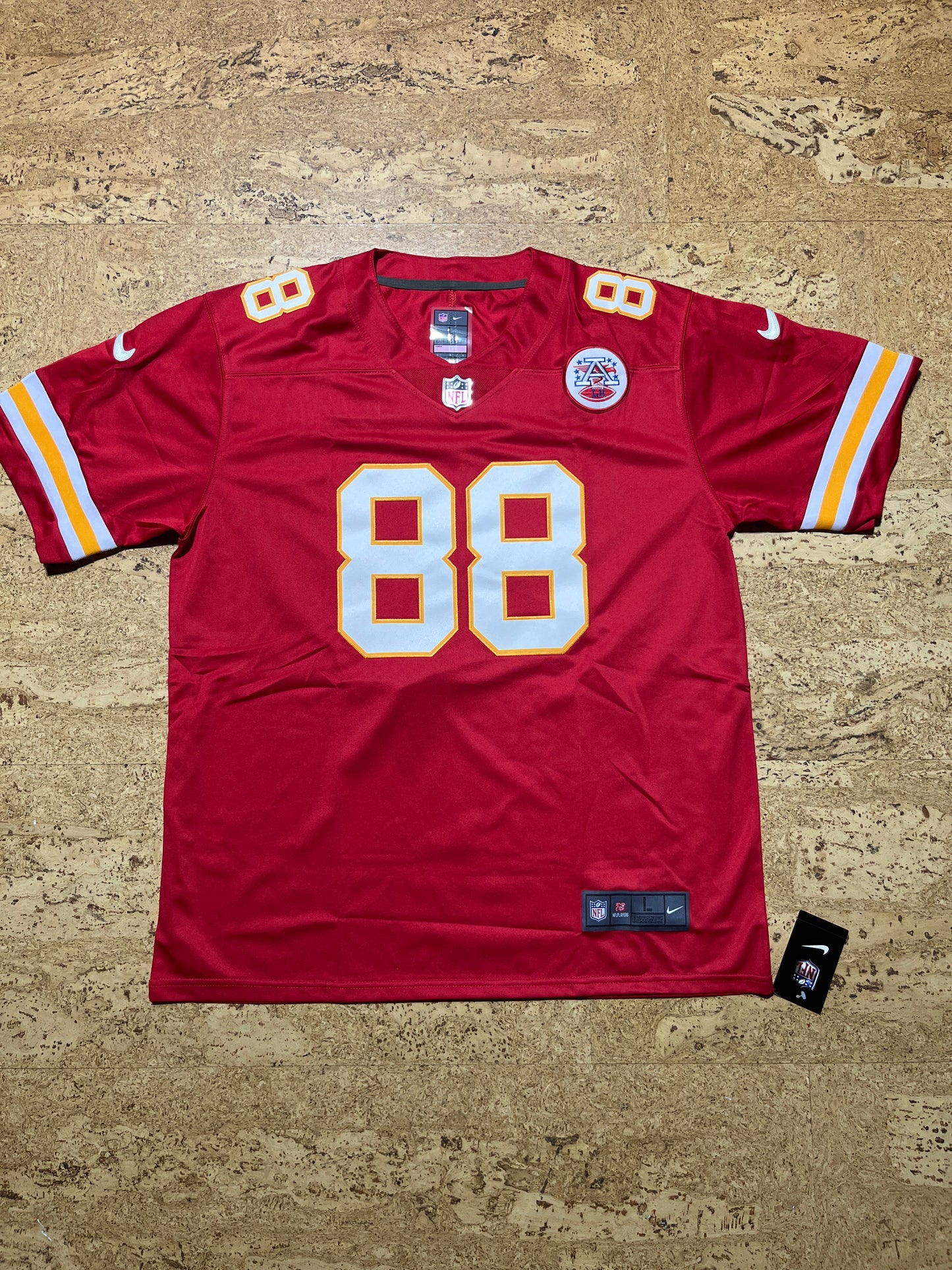 Tony Gonzalez rouge