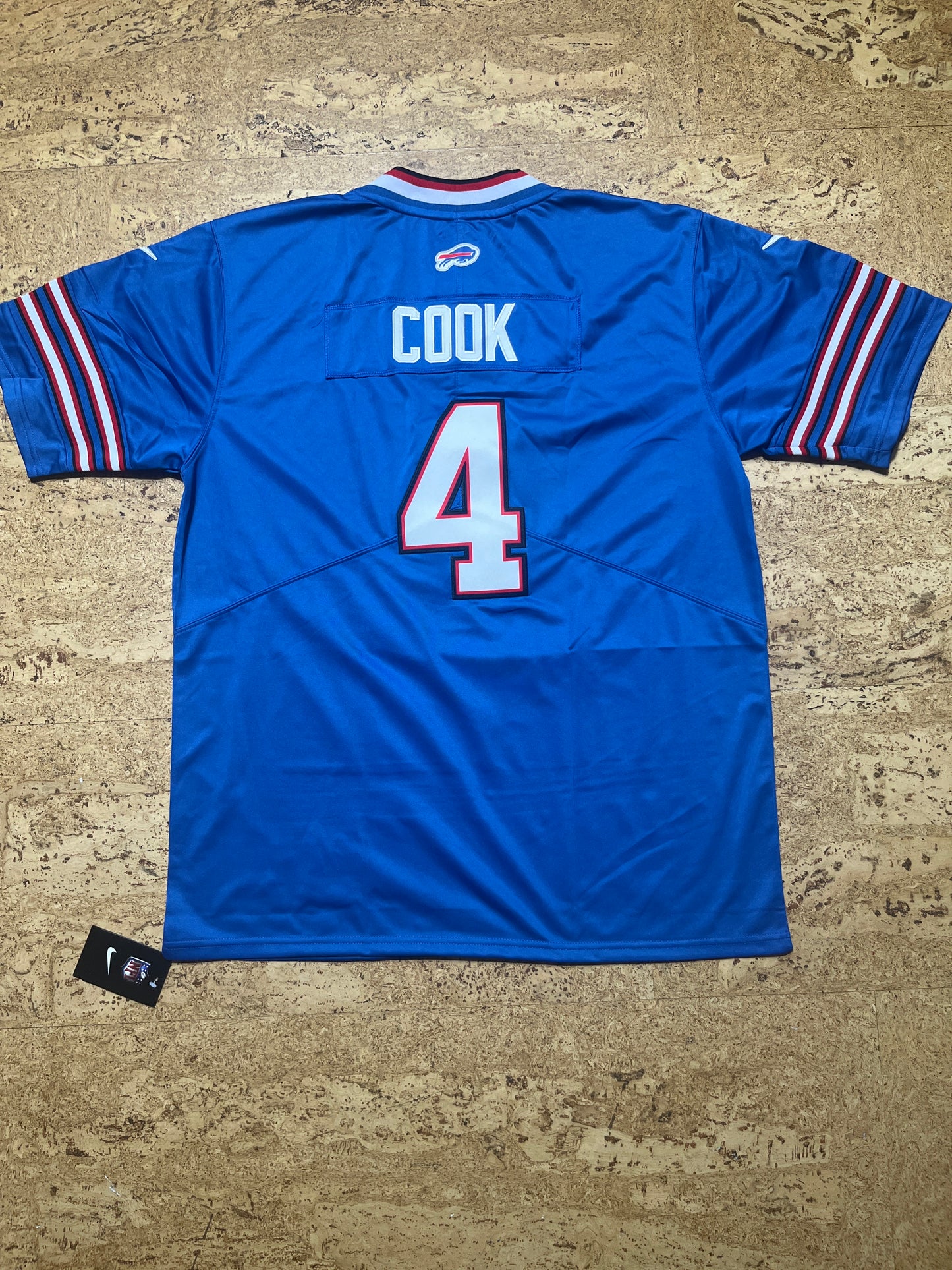 James Cook bleu