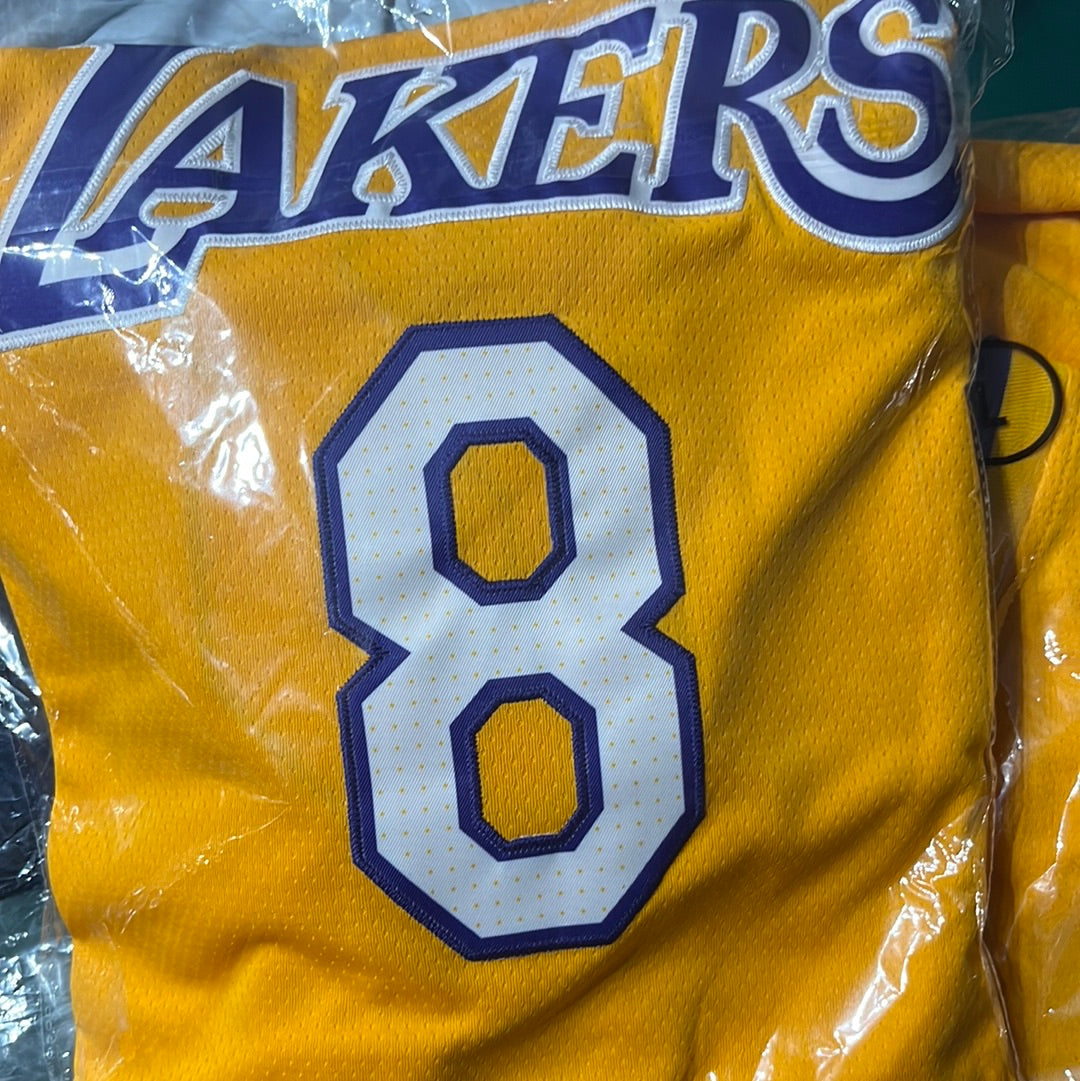 Kobe Bryant jaune