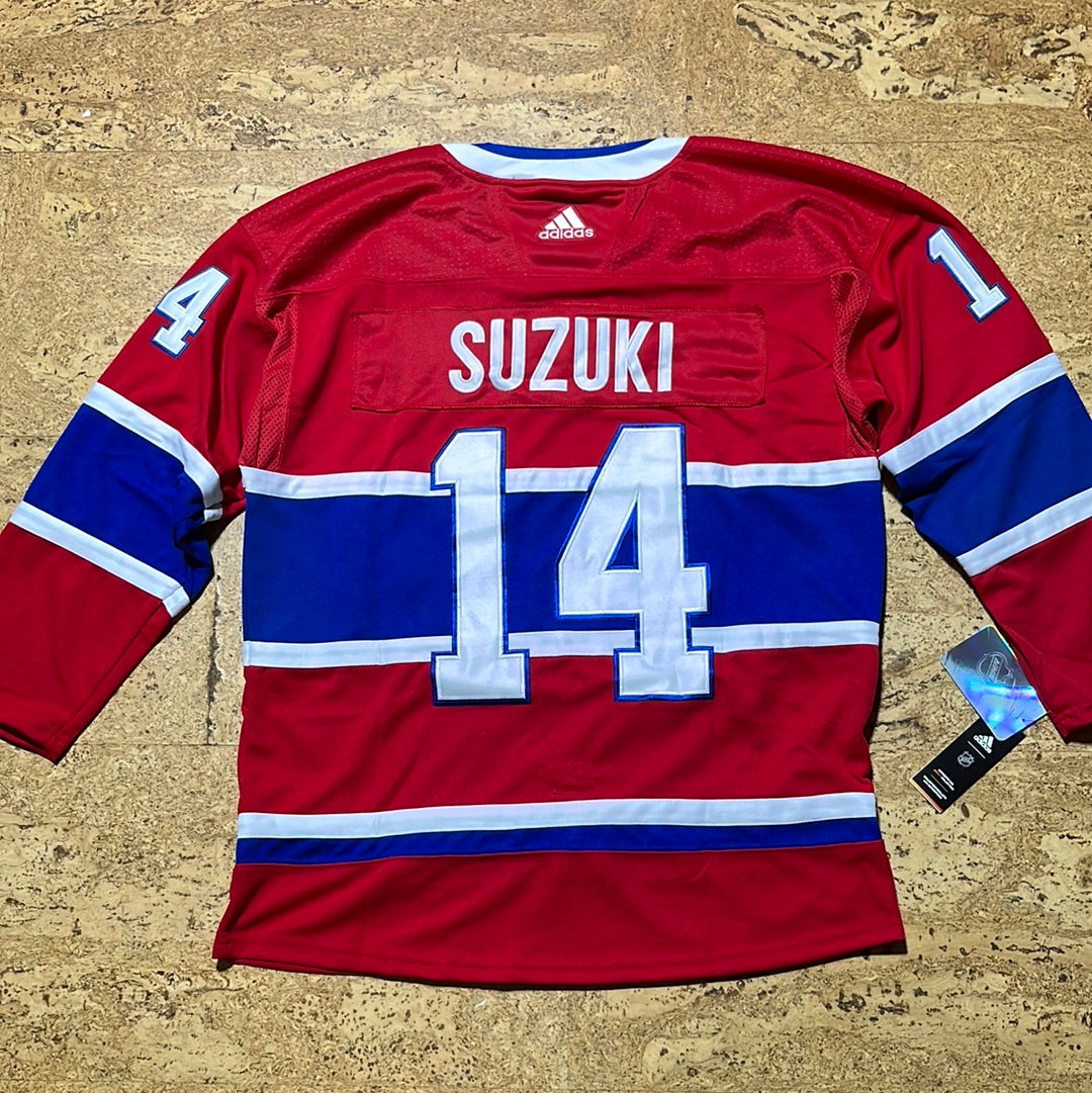 Nick Suzuki red