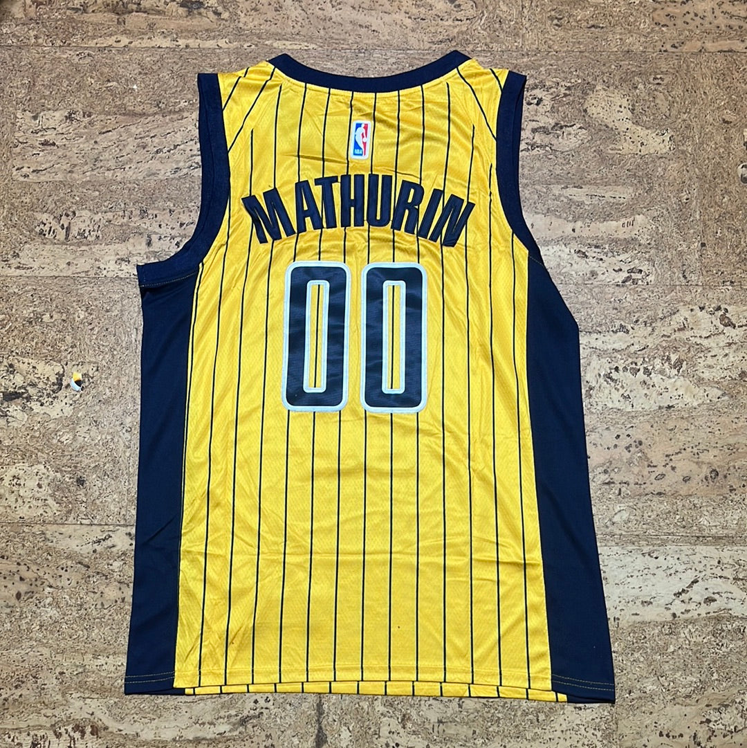 Bennedict Mathurin jaune