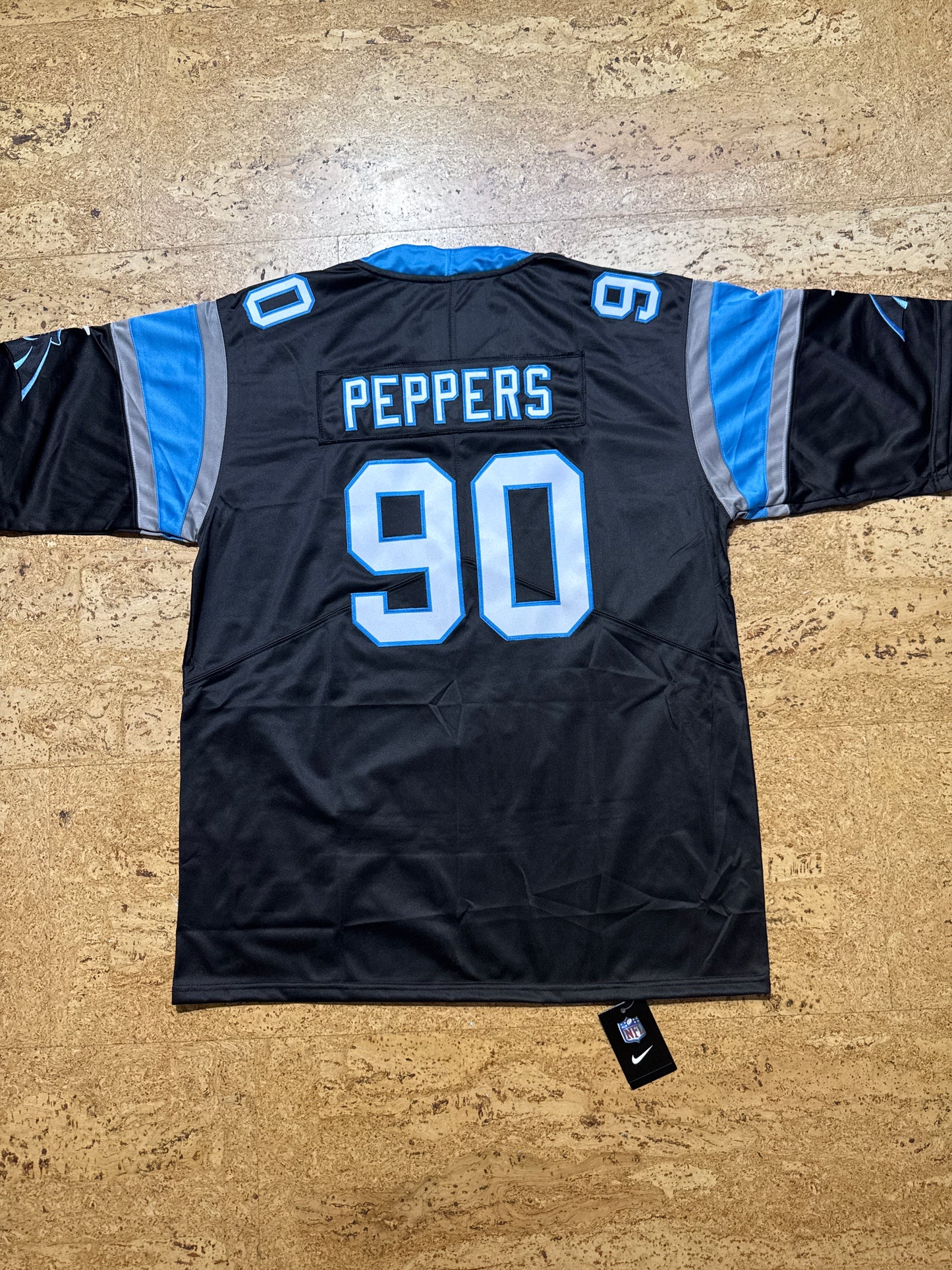 Julius Peppers noir