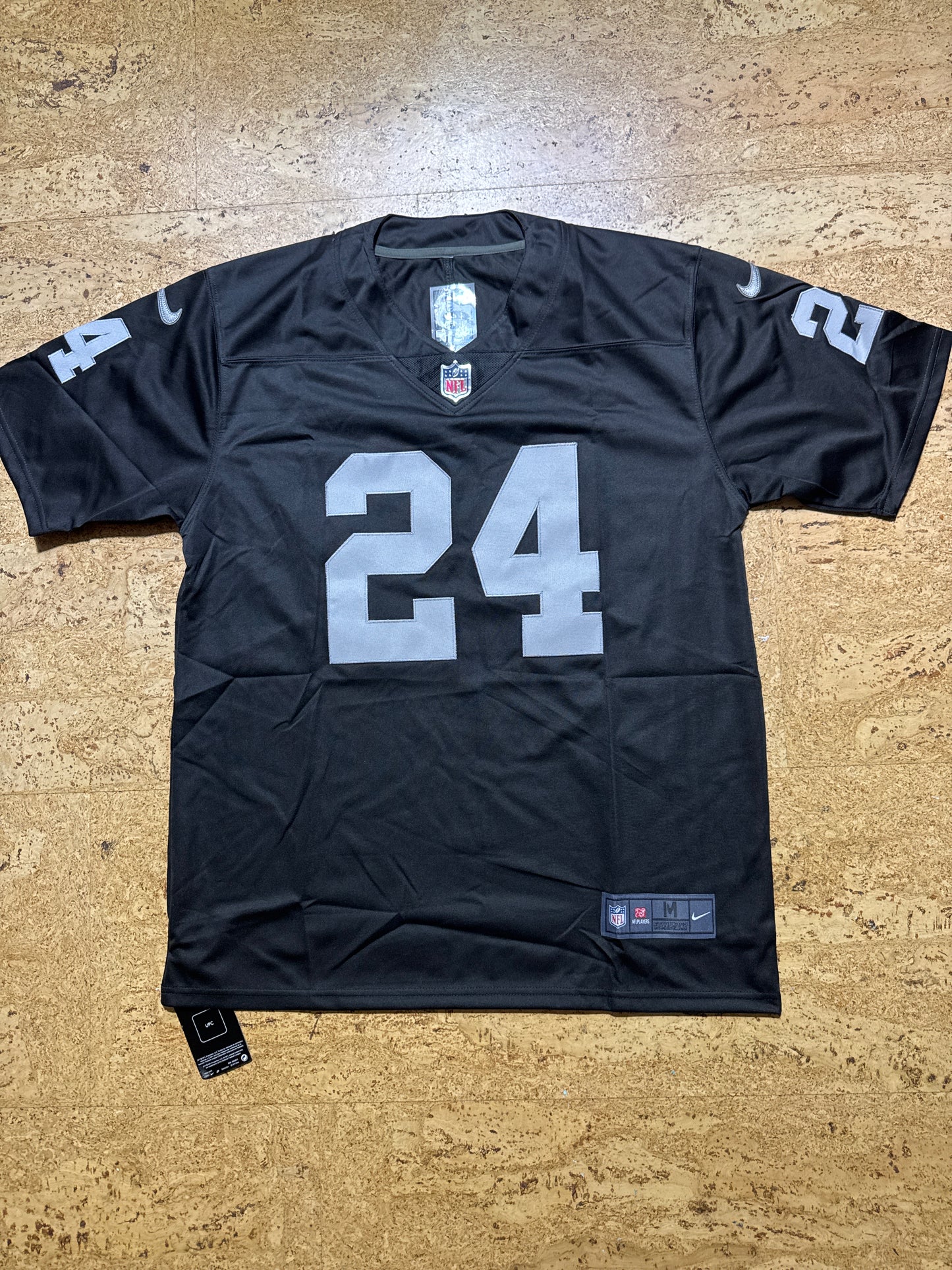 Marshawn Lynch noir