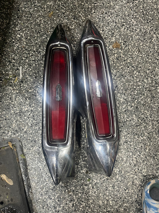 Cadillac Deville Tail Light Brougham Fleetwood Driver & passenger Side 1980-1989