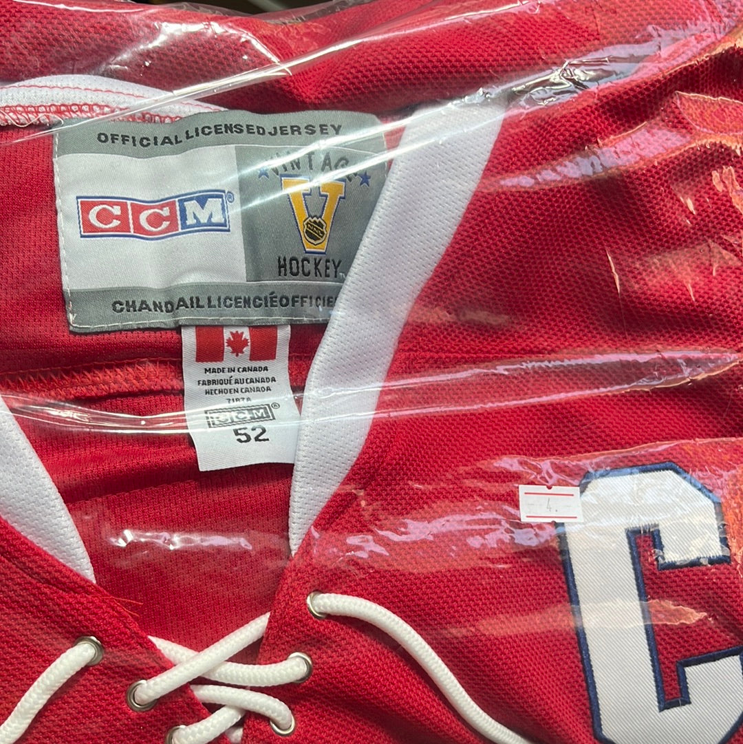 Jean Beliveau red