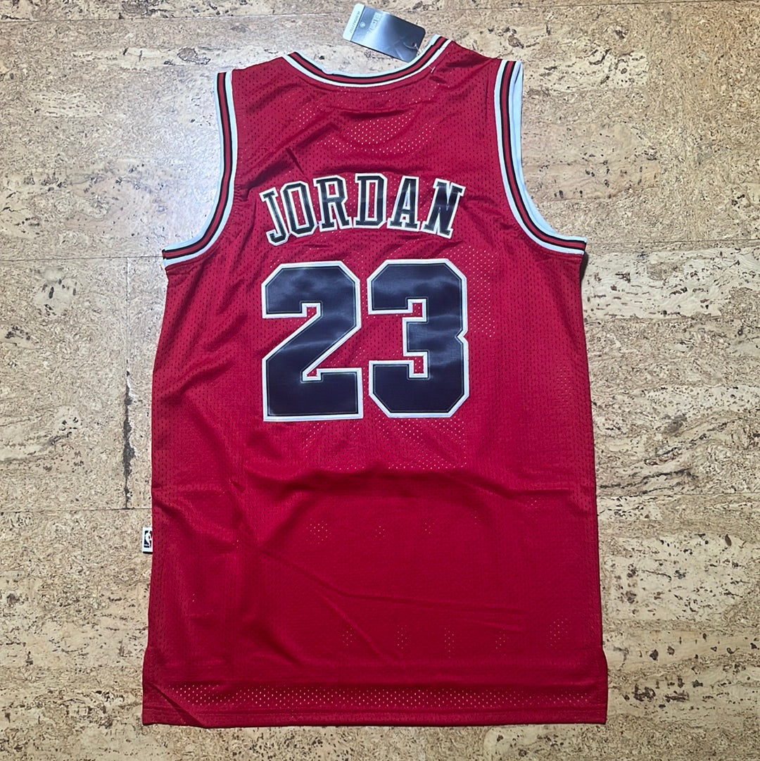Michael Jordan rouge