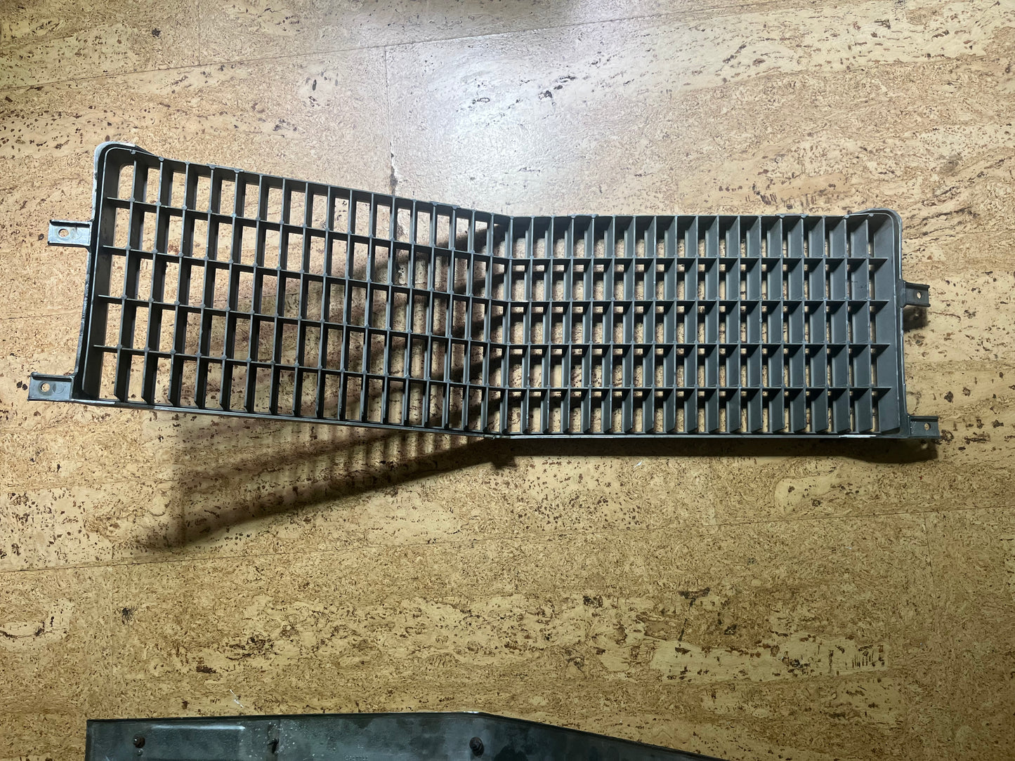 1980-1988 Cadillac Fleetwood Brougham Front GRILL