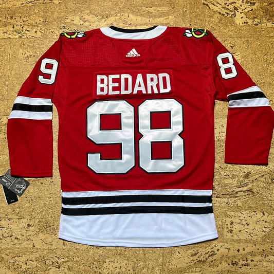 Connor Bedard red