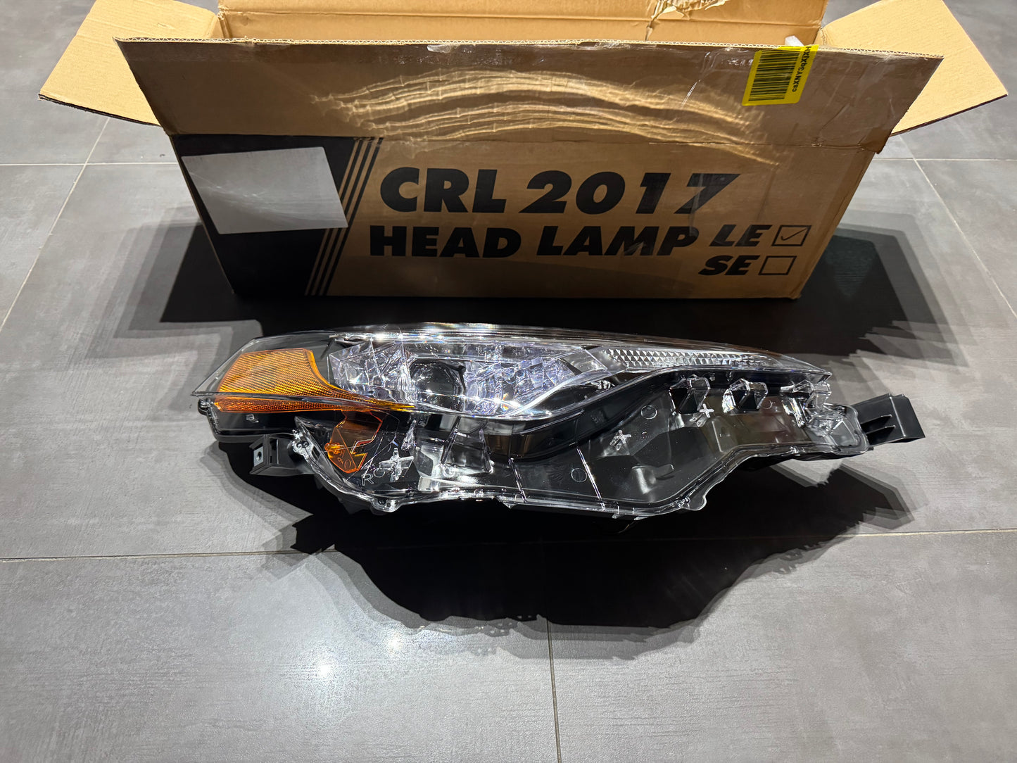 Lumiere avant droite Corolla 2017-19