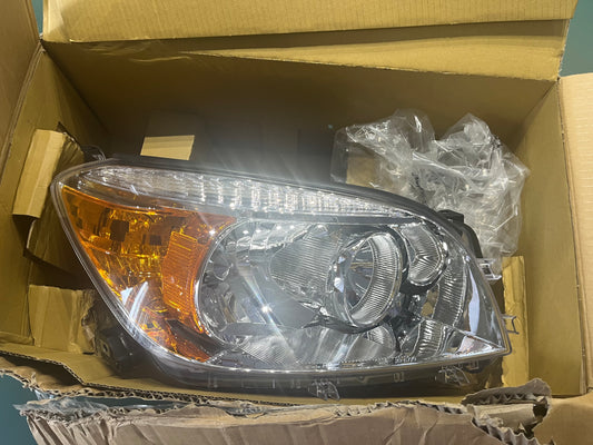 Headlight droite Toyota RAV4 2006-2008