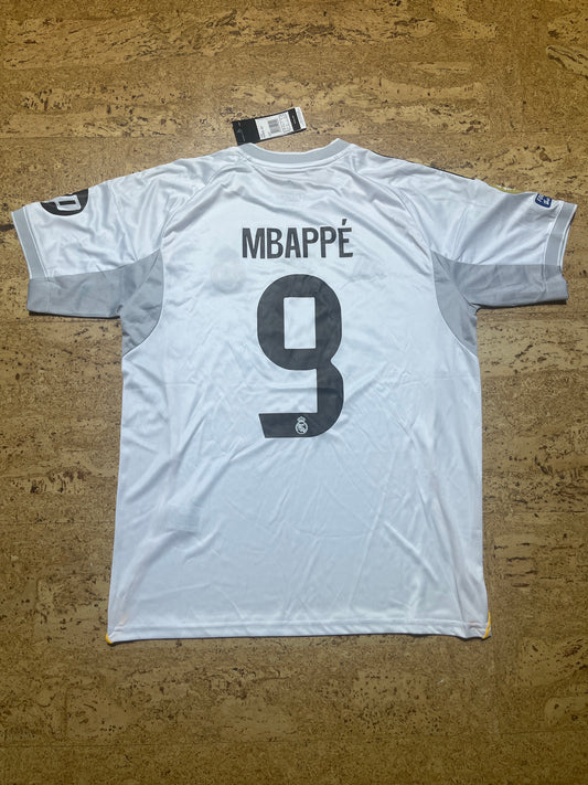 Kylian Mbappé blanc