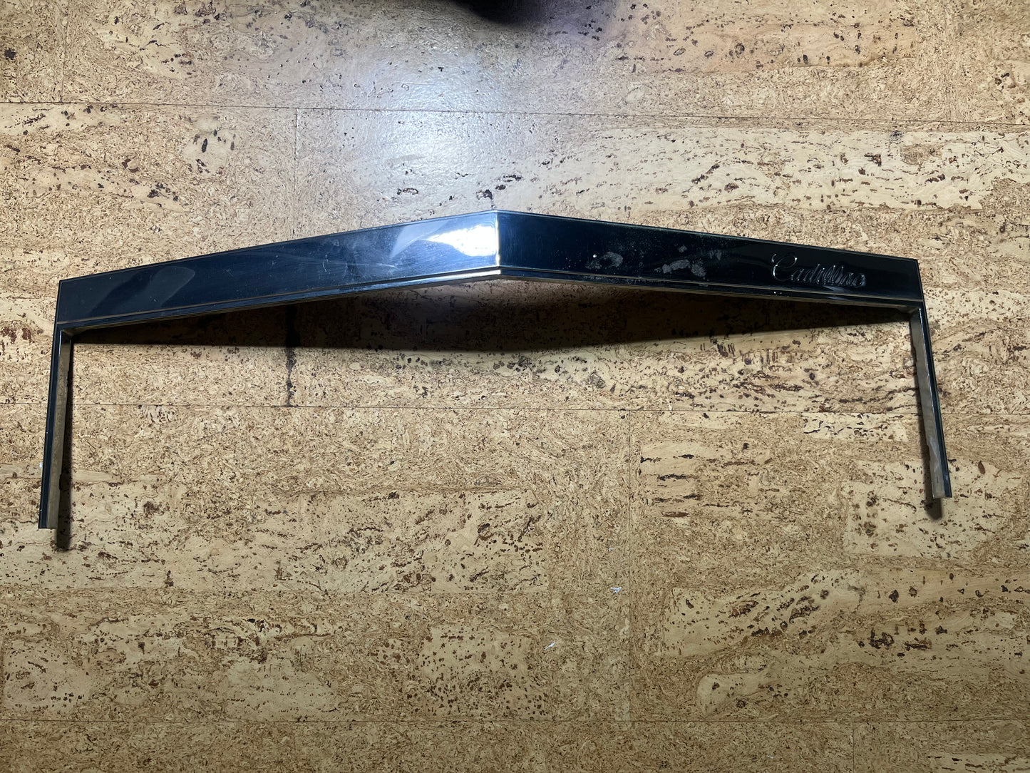 1980-1988 Cadillac Fleetwood Brougham Front GRILL HOUSING moulding TRIM ABOVE GRILL