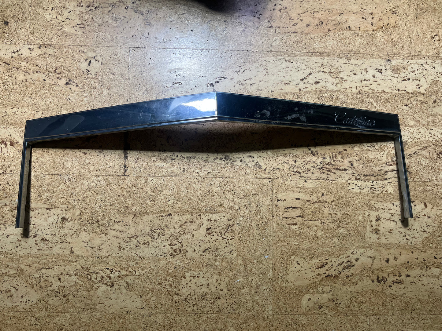 1980-1988 Cadillac Fleetwood Brougham Front GRILL HOUSING moulding TRIM ABOVE GRILL