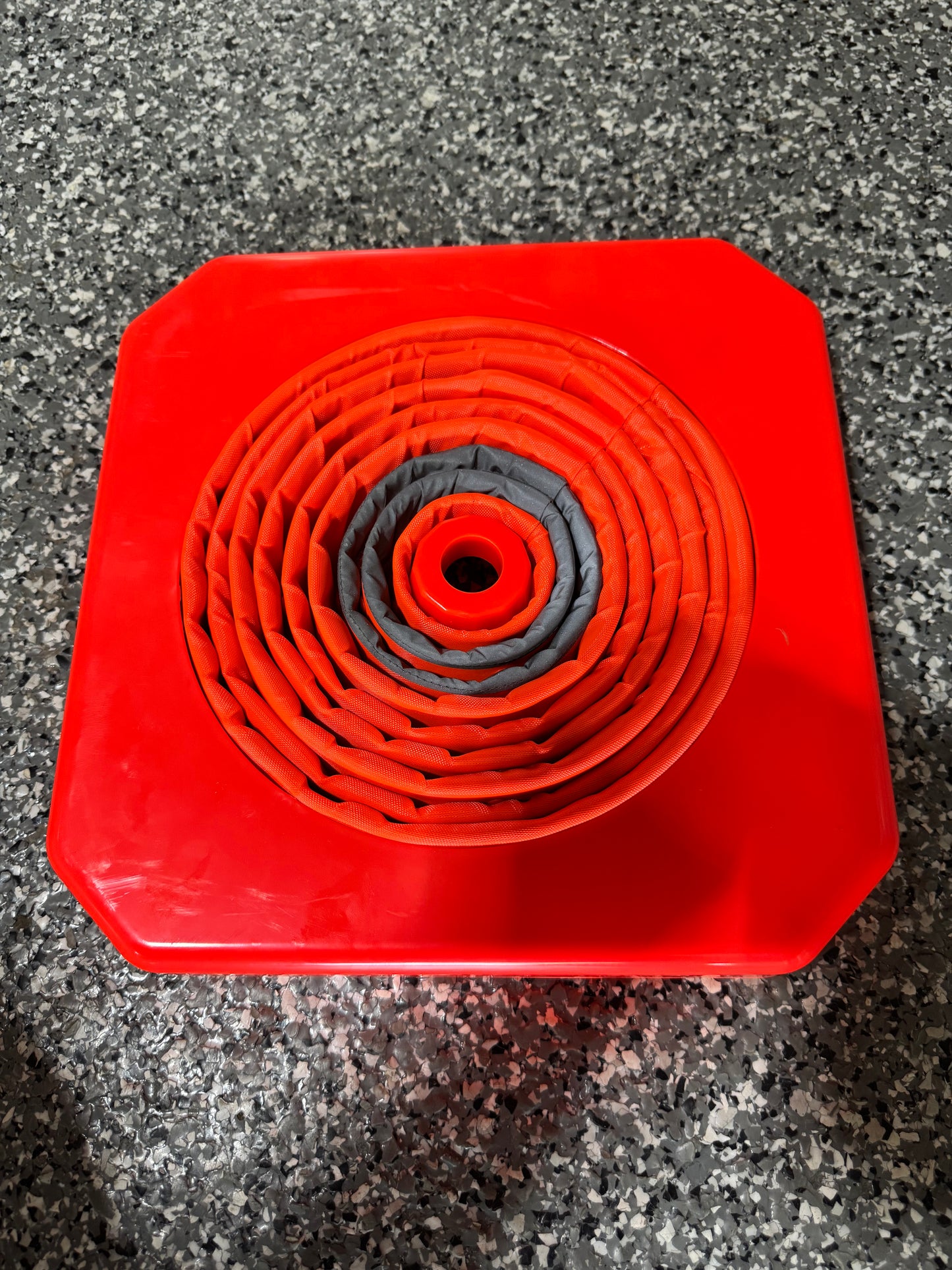 Cone retractable