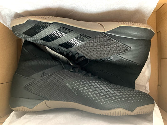 Predator 20.3 Indoor Black