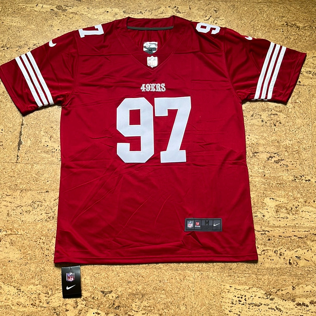 Nick Bosa rouge