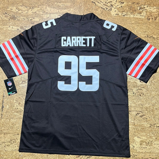 Myles Garrett brun